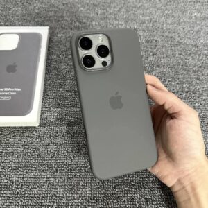 Silicone Case With Magsafe