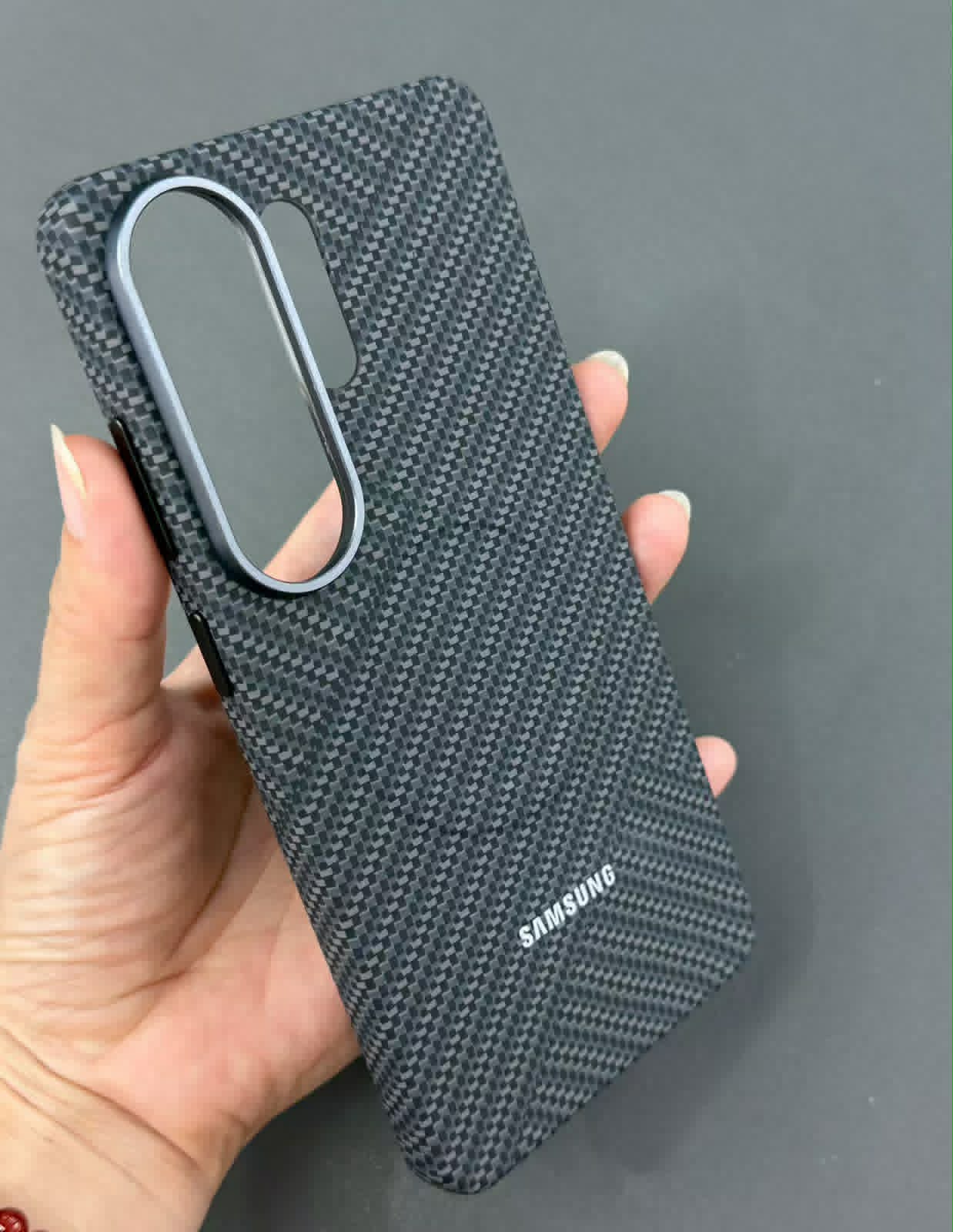 Galaxy S26 Ultra Carbon Magnet Case | Thin Carbon-Synthetic Fiber Cover & Magsafe Compatible - Image 3